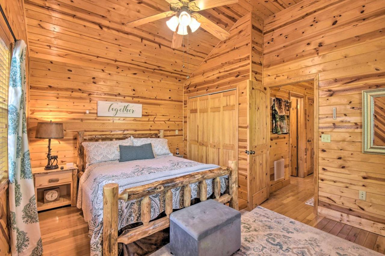 Cozy Hiawassee Cabin With Fire Pit And Mtn Views! Luaran gambar