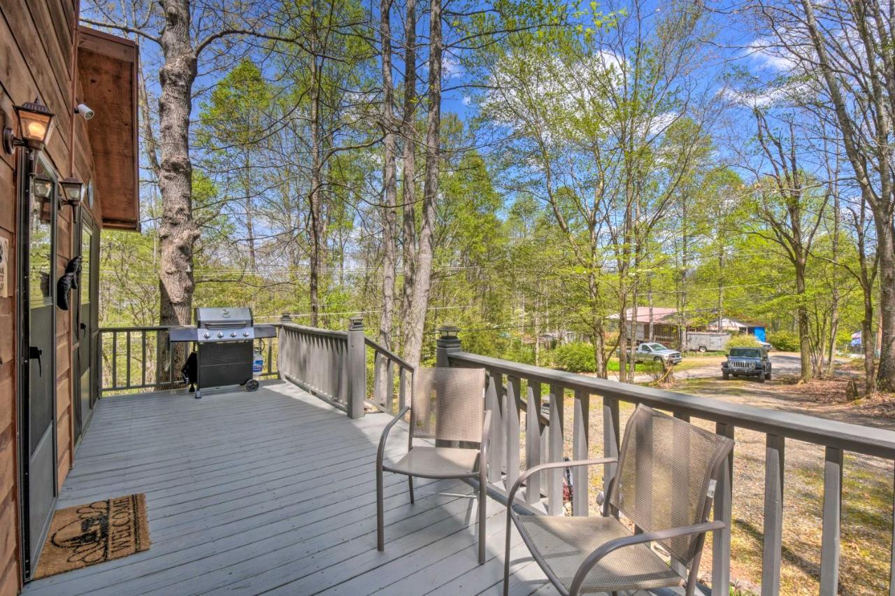 Cozy Hiawassee Cabin With Fire Pit And Mtn Views! Luaran gambar